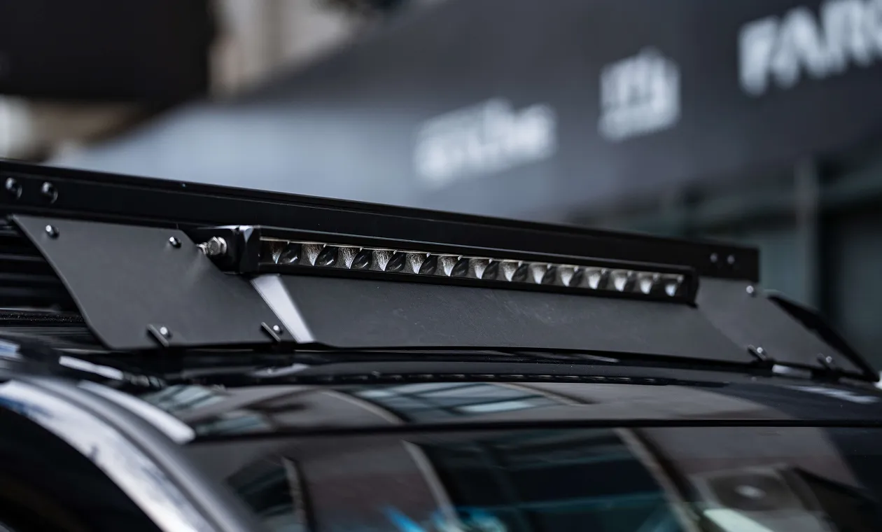 FRONT SPOILER · REDUCES DRAG AND WIND NOISE