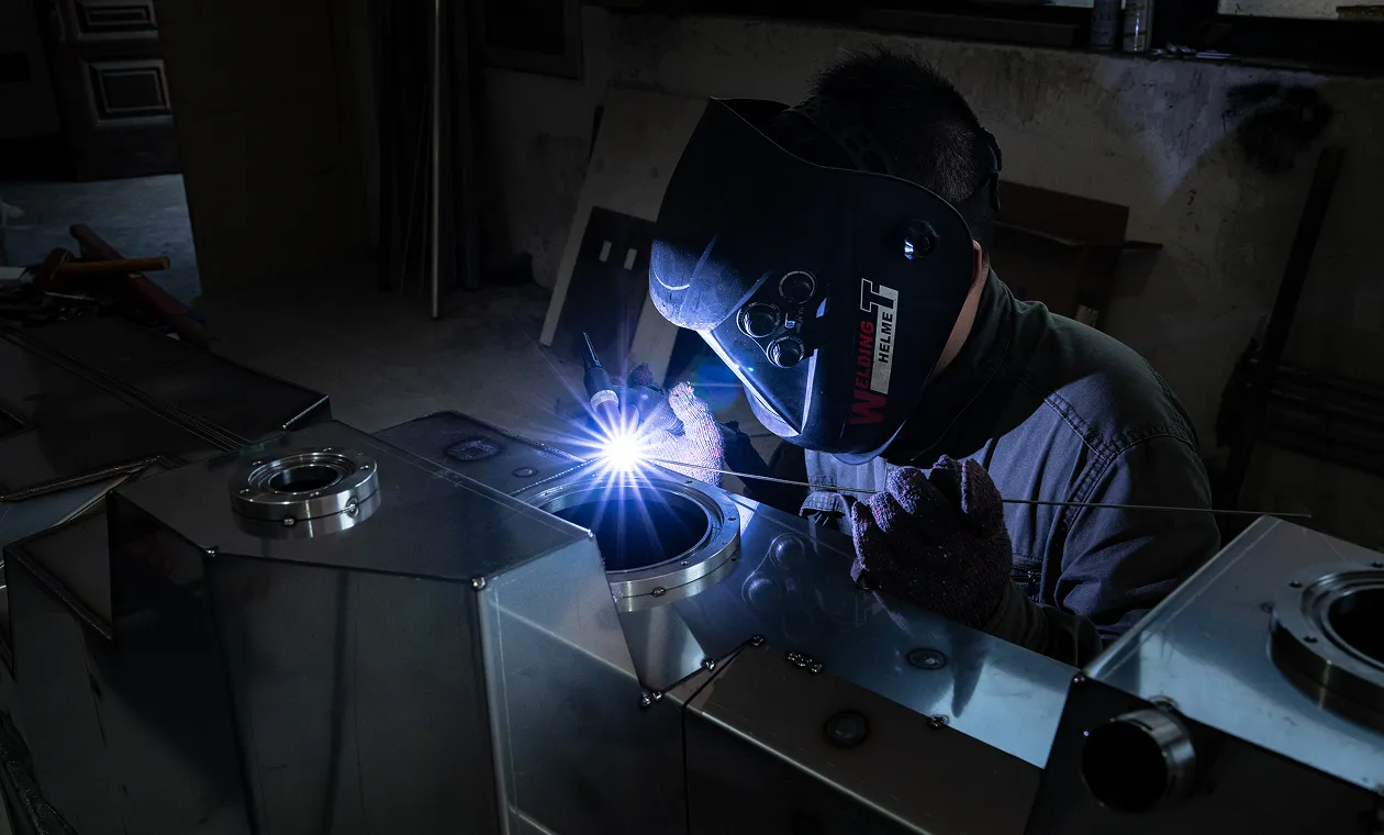 PRECISION WELDING CRAFTSMANSHIP